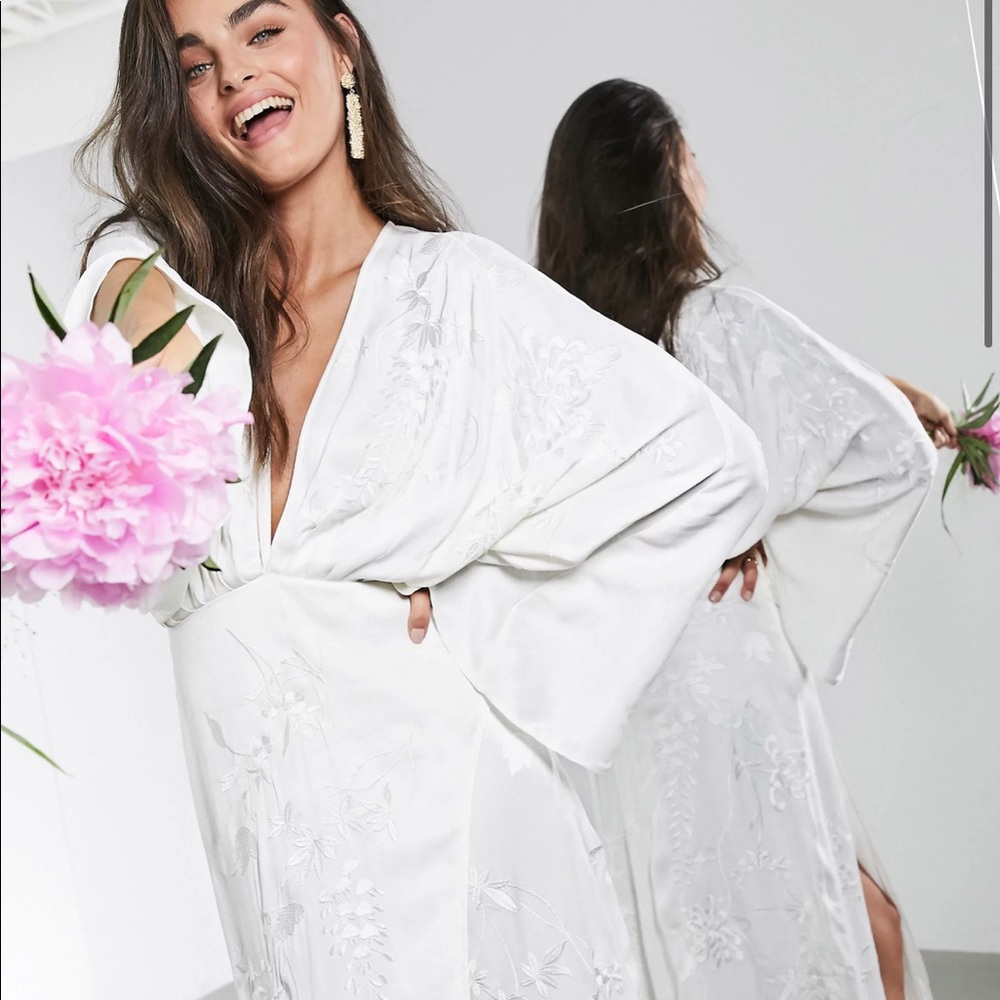 NWT ASOS Luna Edition Embroider Satin Kimono Dress